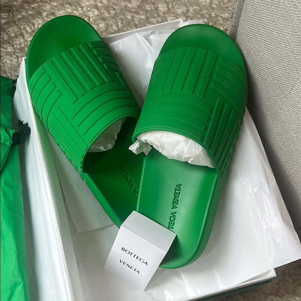 Bottega Veneta Green Rubber Slide Sandals